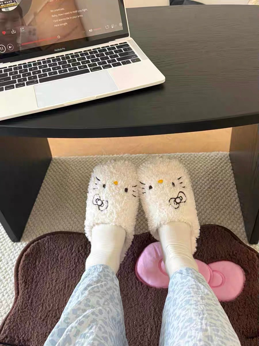 Fuzzy Kitty Slippers- flat v.