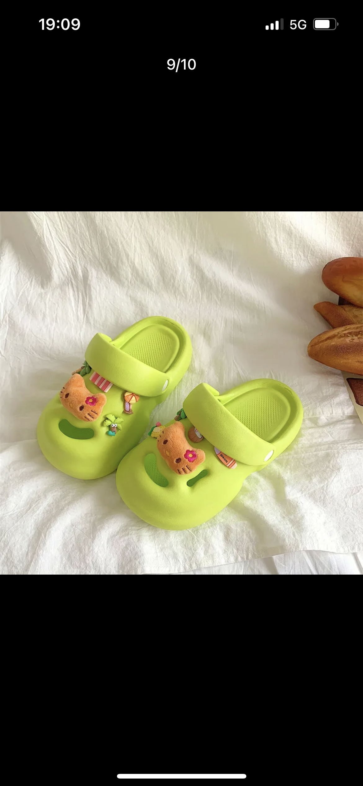 Hello Kitty Crocs