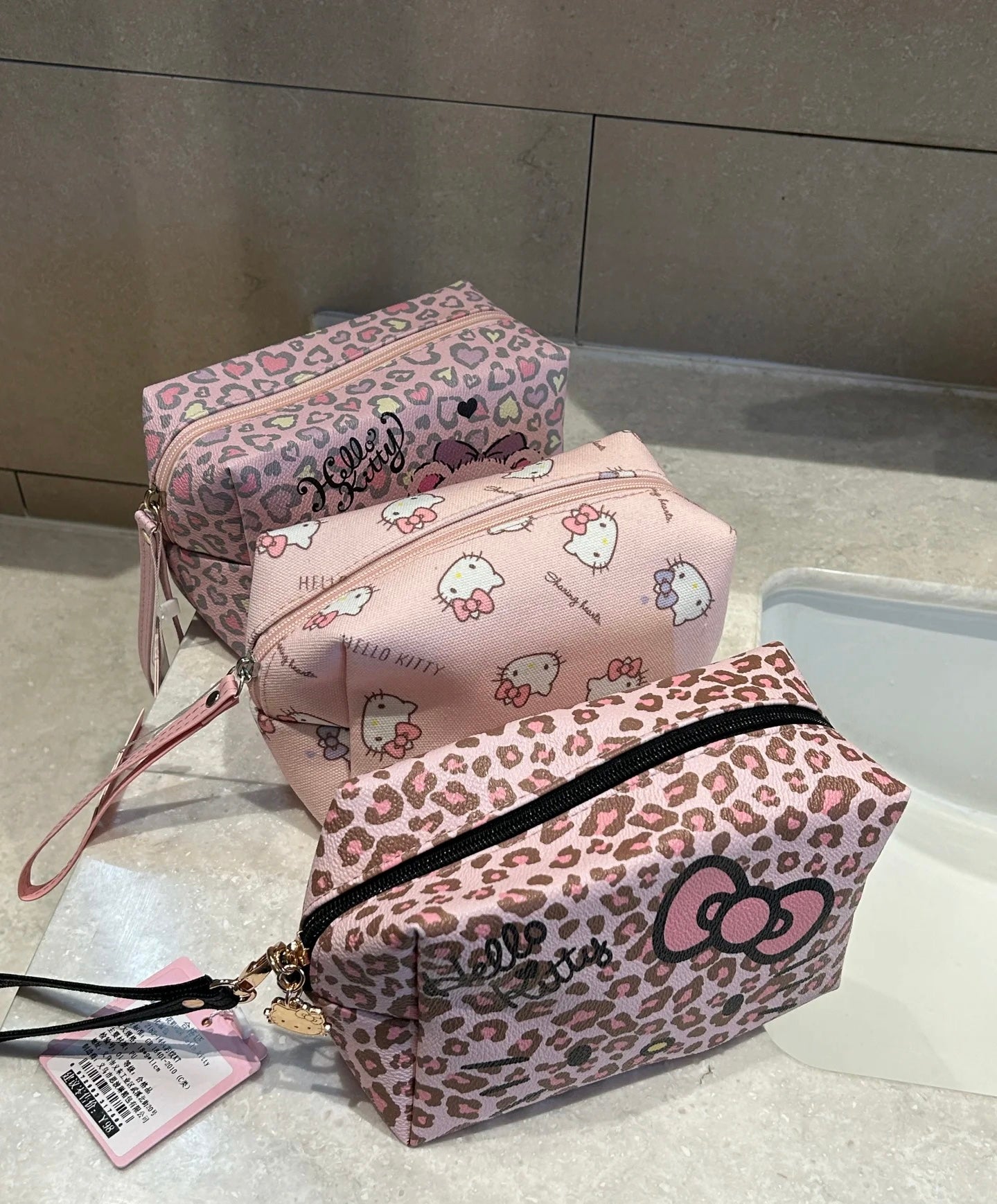 Hello Kitty Makeup Bag