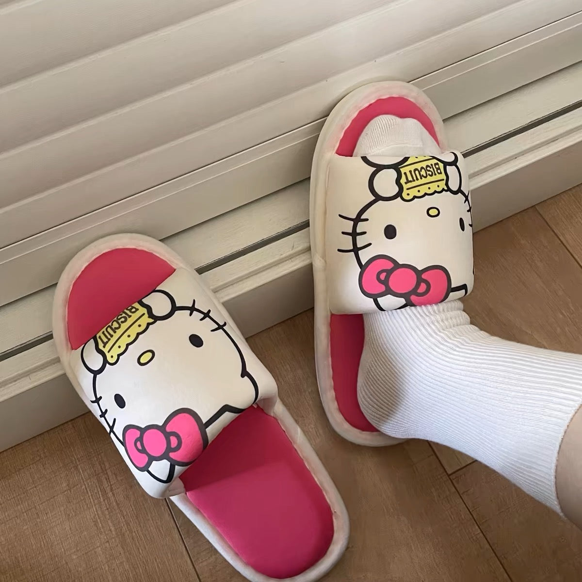 Hello Kitty Flat Slippers- Spring