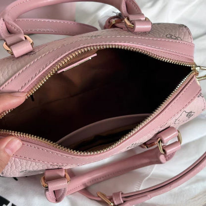 Pinky Classic Handbag