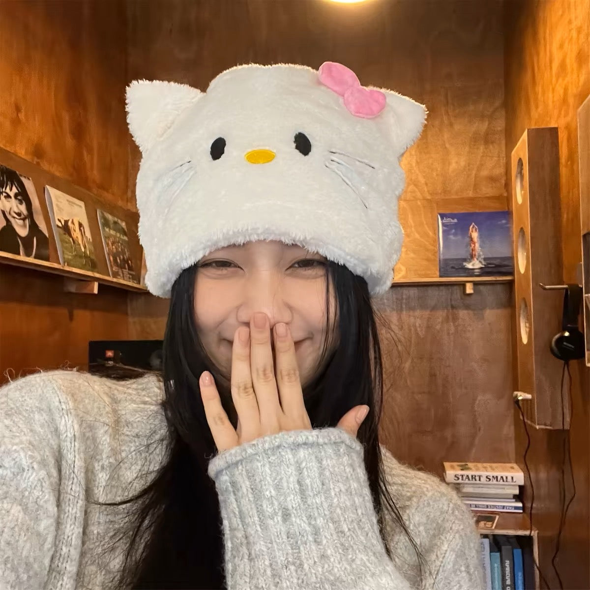 Hello Kitty Fluffy Hat