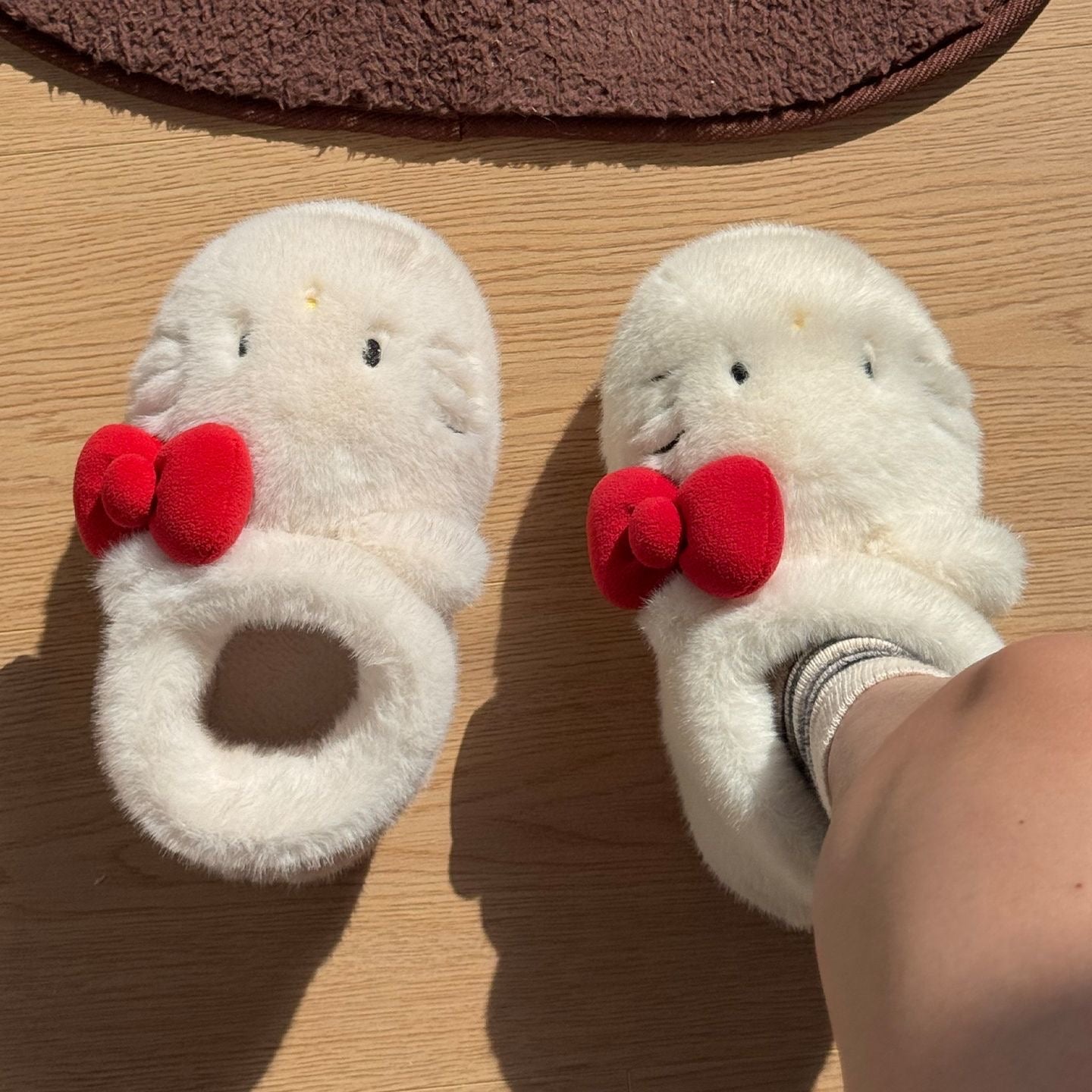 Upgraded V. - Classic Fluffy Slippers