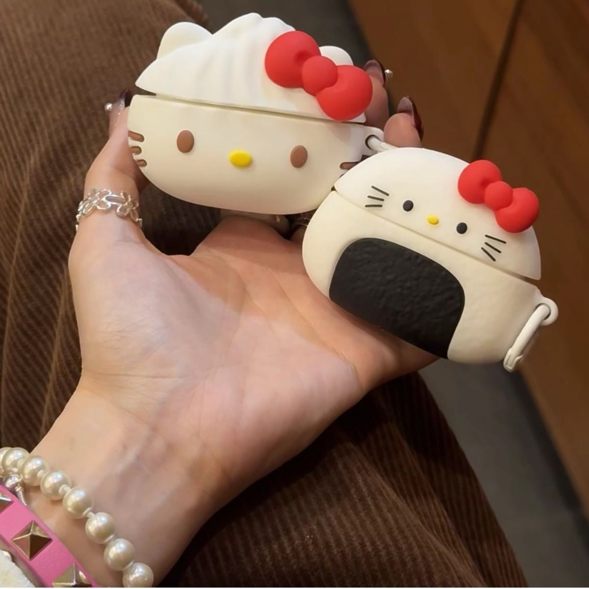 Hello Kitty Earbuds - Foodie