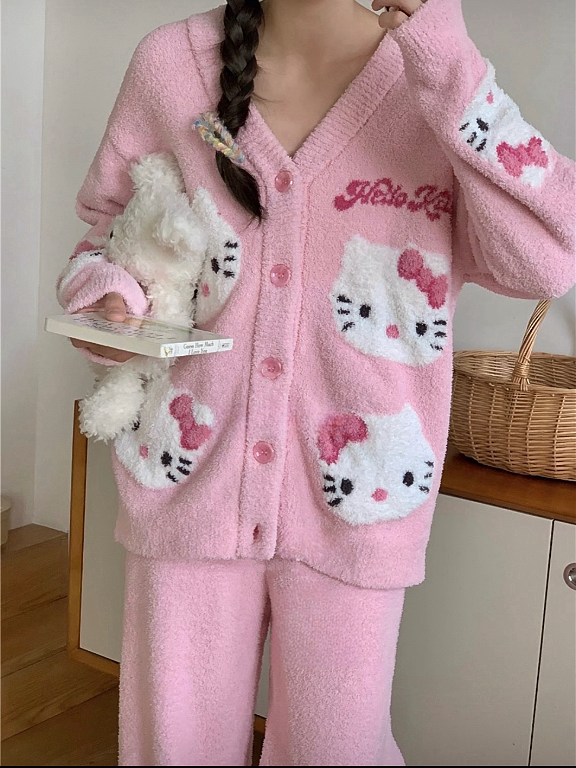 Hello Kitty Cozy Pajama Set