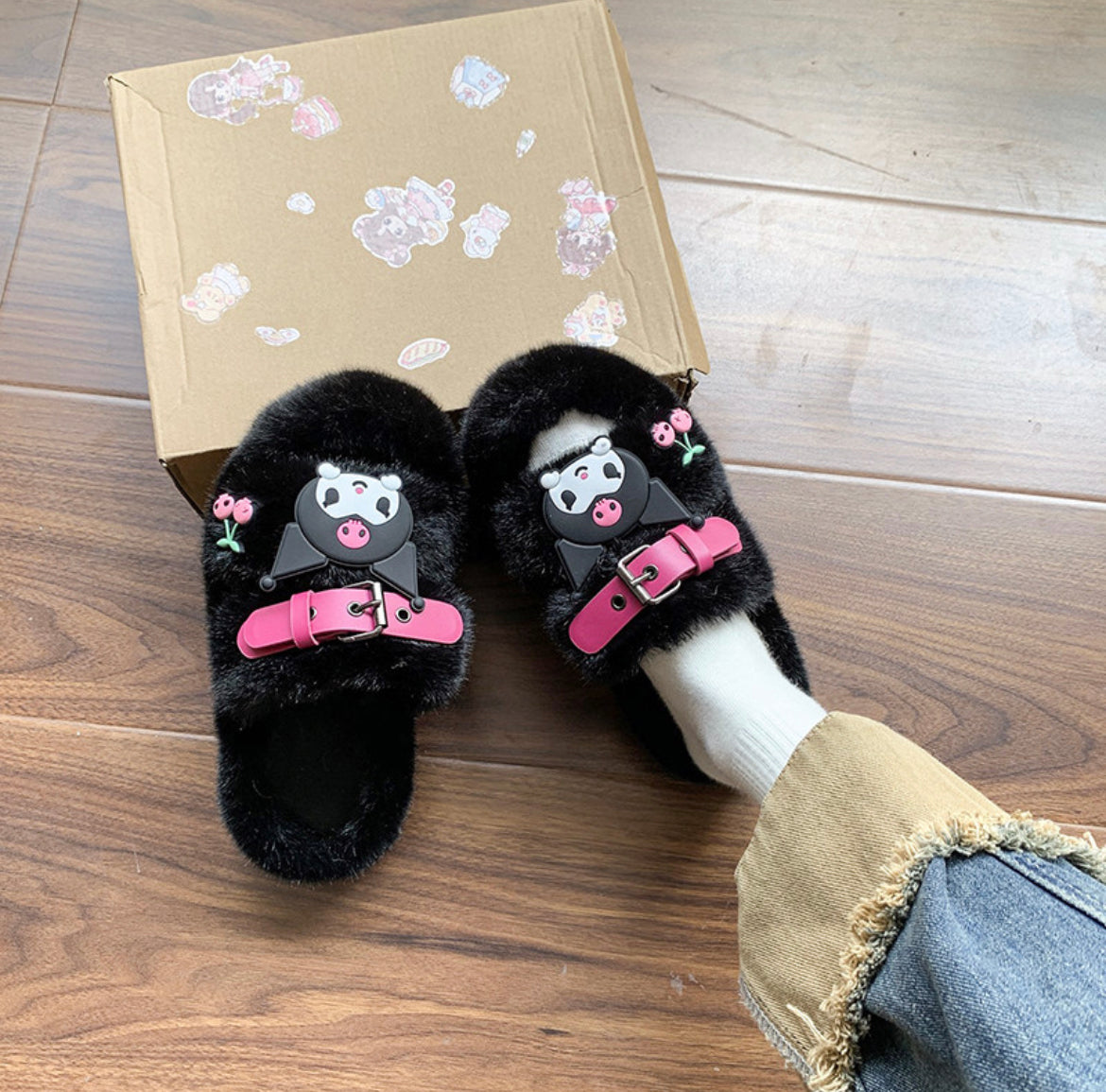 Kuromi Fluffy Slippers