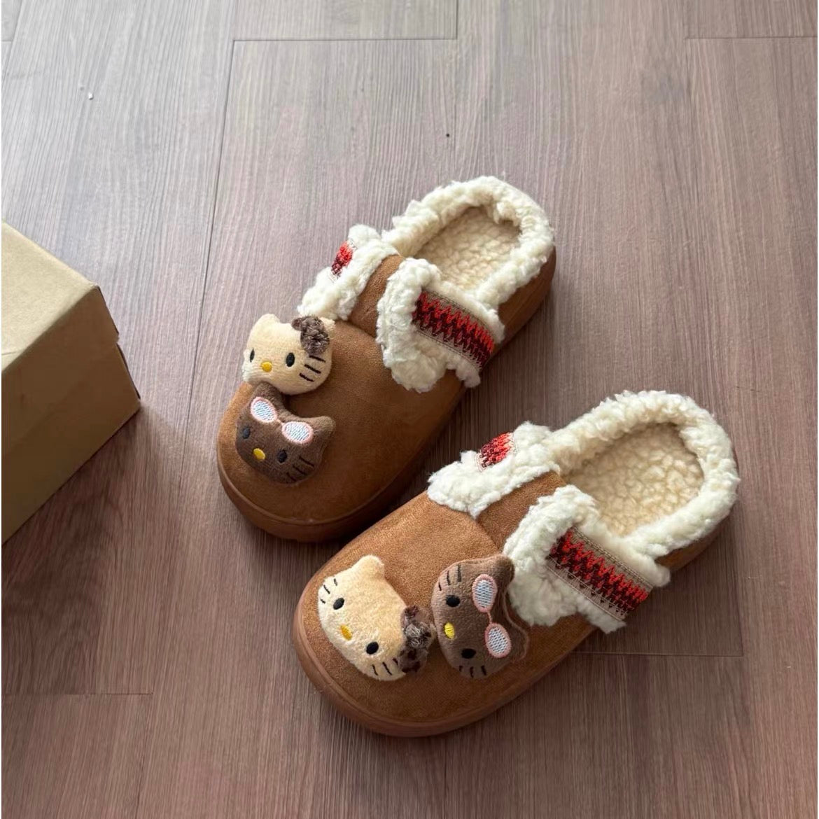 Hello Kitty Keep Warm Fluffy Slippers