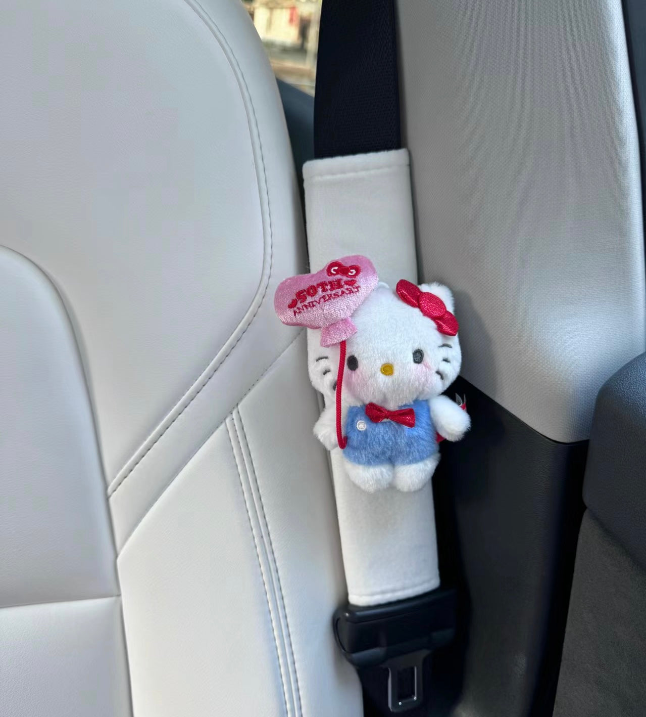 Plush seatbelt cover - Sanrio characters