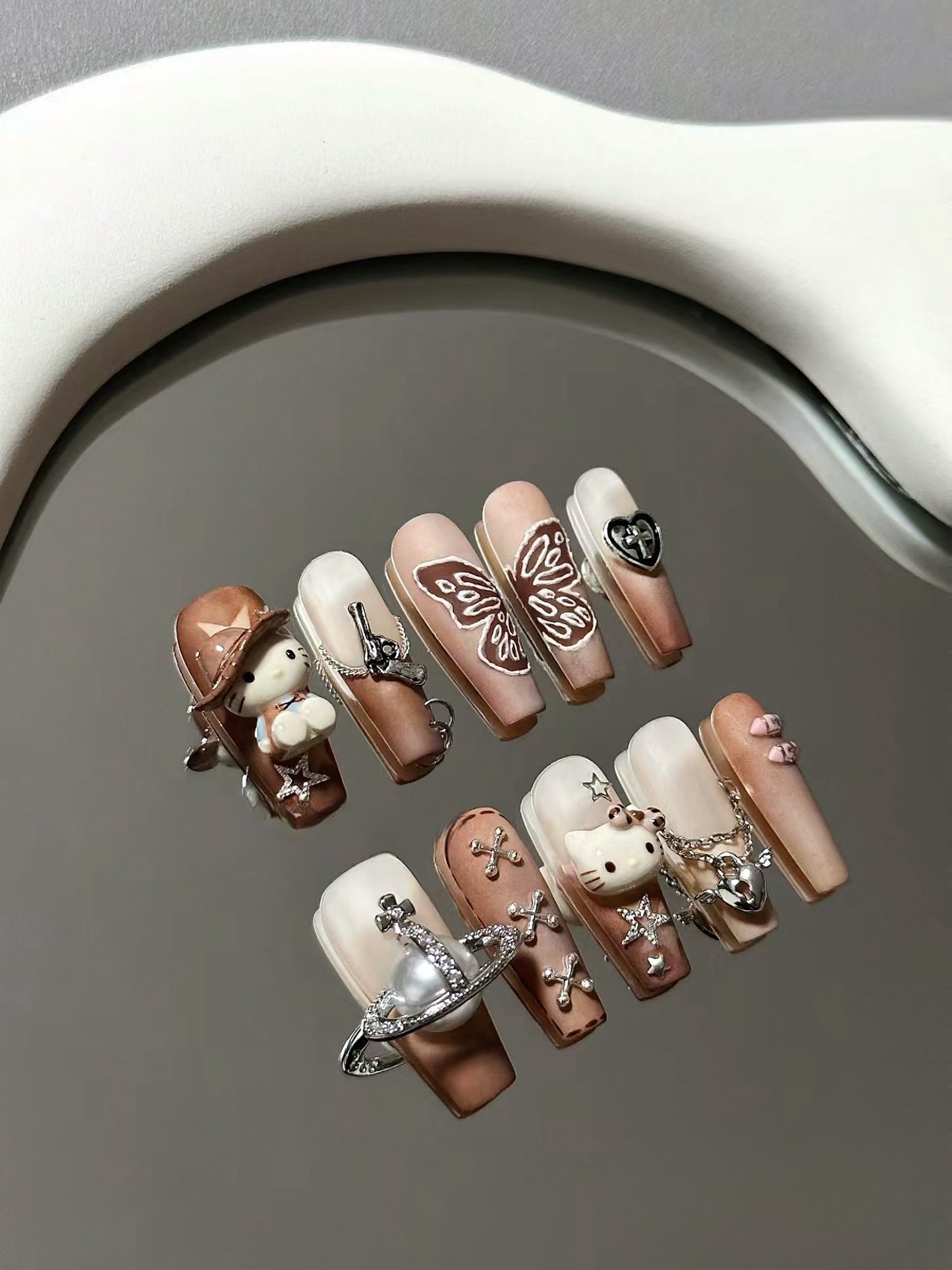 Cowgirl Kitty Baddie Press on Nails